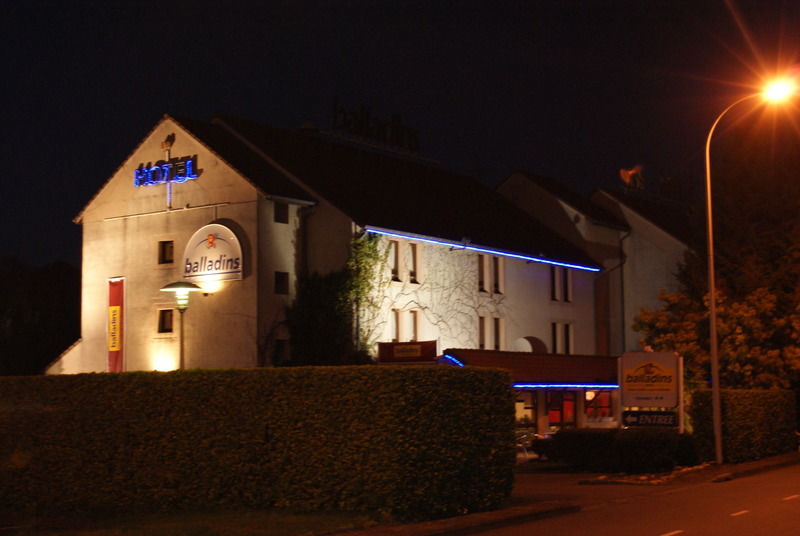 Brit Hotel Confort Pau Lons Eksteriør bilde